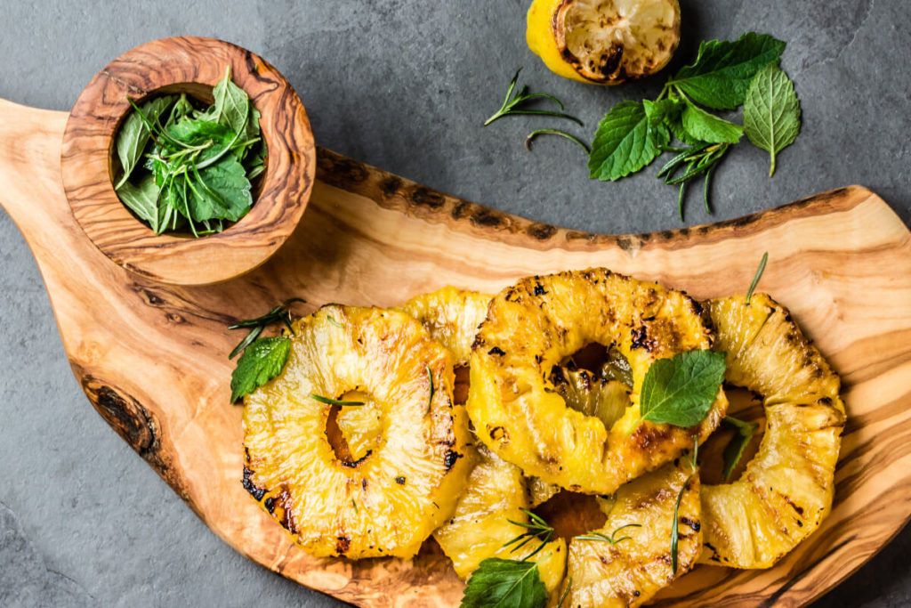 Grilled pineapple broil king