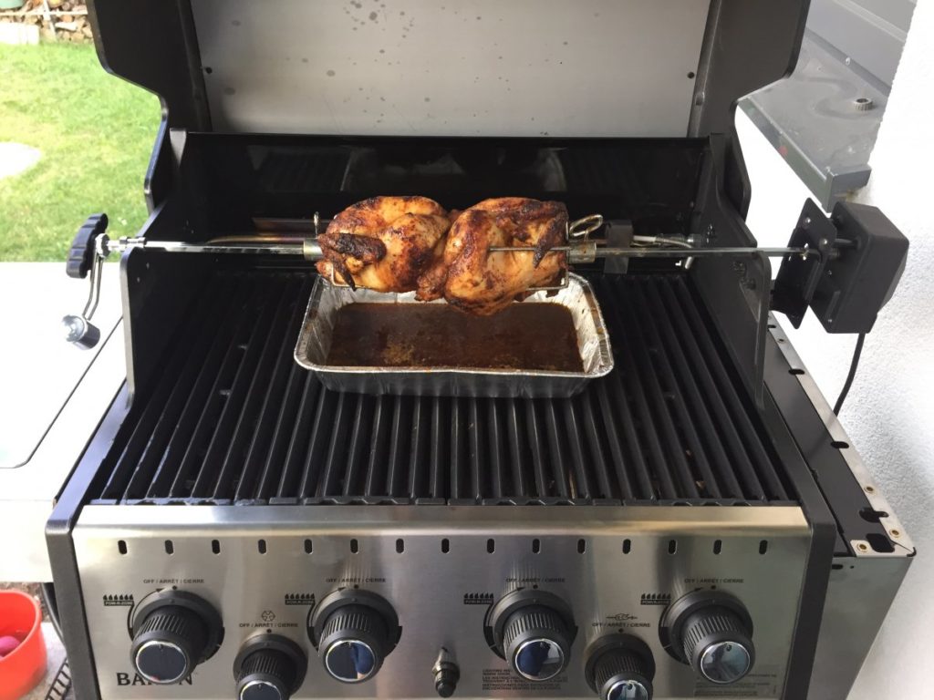 Cook your rotisserie chicken with Broil King Baron 490, one the best gas grills to buy in 2021
