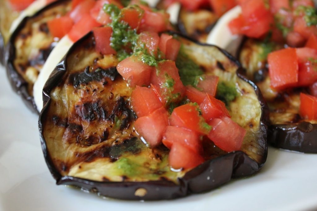 Grilled-Eggplant-with-pico-de-gallo-domesticate-me