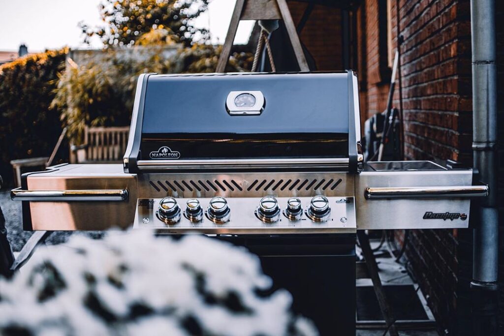 buy a barbecue in the Algarve