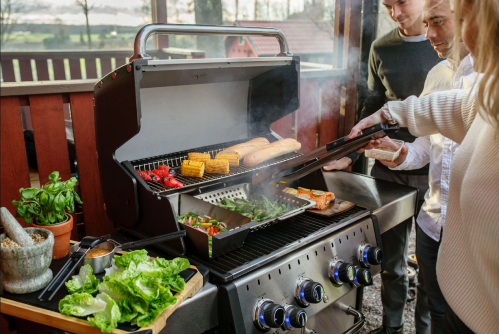 Broil King Baron 490 vs. 590